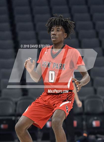 Thumbnail 2 in View Park vs. Stuart Hall (CIF State D4 Final) photogallery.