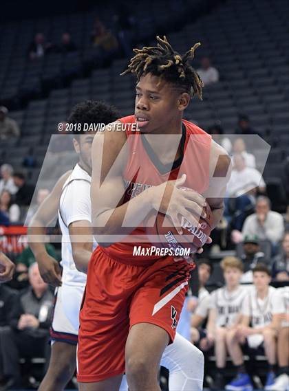 Thumbnail 1 in View Park vs. Stuart Hall (CIF State D4 Final) photogallery.