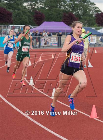 Thumbnail 2 in WIAA 4A Track and Field Championships  photogallery.