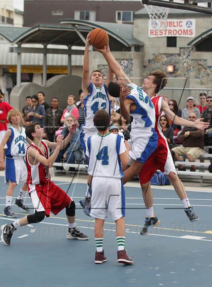 Thumbnail 1 in Oakwood vs. Pacifica Christian (@ Venice Beach) photogallery.