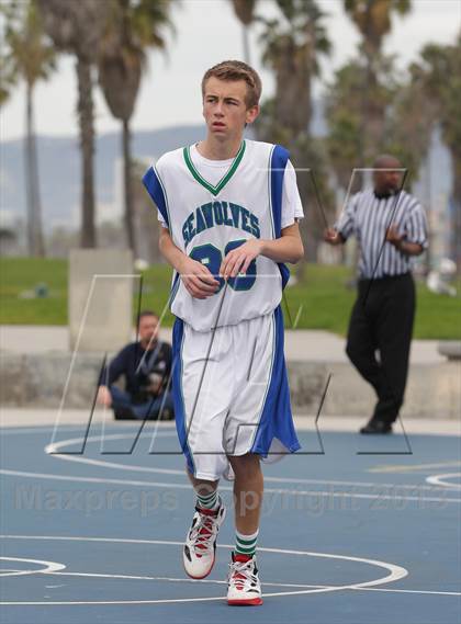 Thumbnail 2 in Oakwood vs. Pacifica Christian (@ Venice Beach) photogallery.