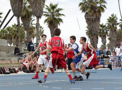 Thumbnail 2 in Oakwood vs. Pacifica Christian (@ Venice Beach) photogallery.