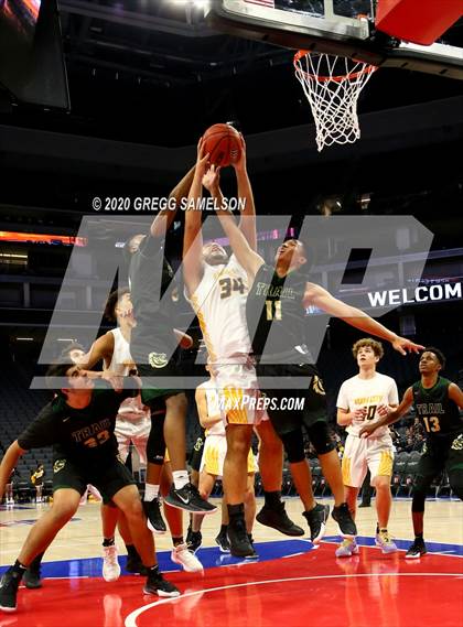 Thumbnail 3 in Monterey Trail vs Yuba City @ Golden 1 Center photogallery.
