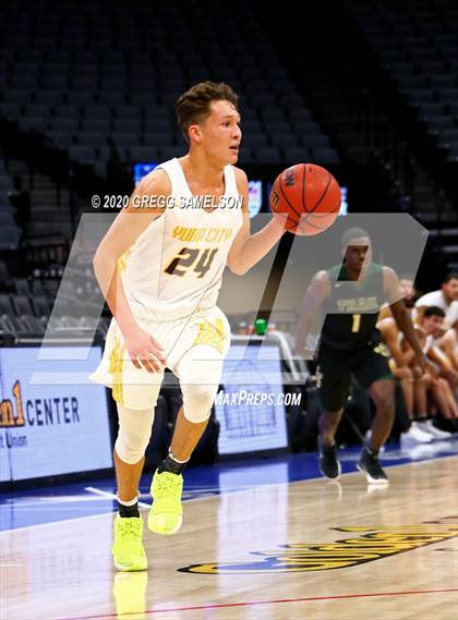 Thumbnail 3 in Monterey Trail vs Yuba City @ Golden 1 Center photogallery.