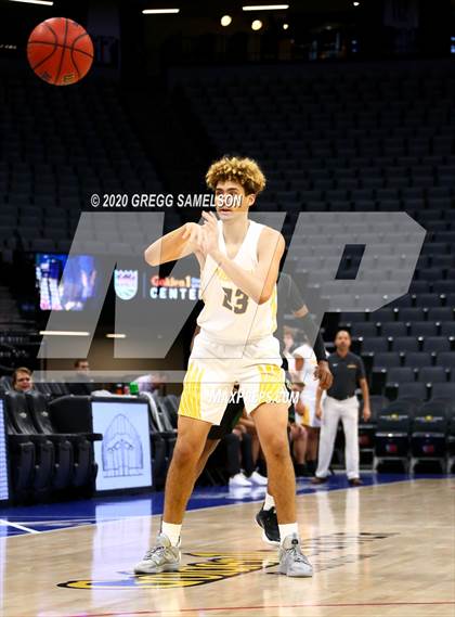 Thumbnail 2 in Monterey Trail vs Yuba City @ Golden 1 Center photogallery.