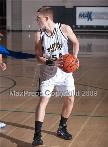 Thumbnail 3 in Temescal Canyon vs Westview (MaxPreps Holiday Classic) photogallery.