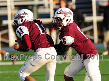 Thumbnail 2 in New Canaan vs. Windsor (CIAC Class L Semifinal) photogallery.