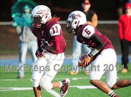 Thumbnail 3 in New Canaan vs. Windsor (CIAC Class L Semifinal) photogallery.