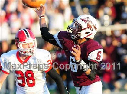 Thumbnail 1 in New Canaan vs. Windsor (CIAC Class L Semifinal) photogallery.