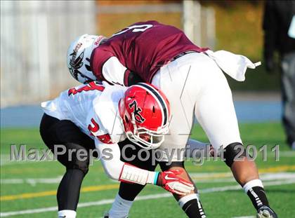Thumbnail 3 in New Canaan vs. Windsor (CIAC Class L Semifinal) photogallery.