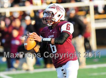 Thumbnail 3 in New Canaan vs. Windsor (CIAC Class L Semifinal) photogallery.