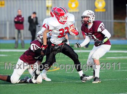 Thumbnail 2 in New Canaan vs. Windsor (CIAC Class L Semifinal) photogallery.