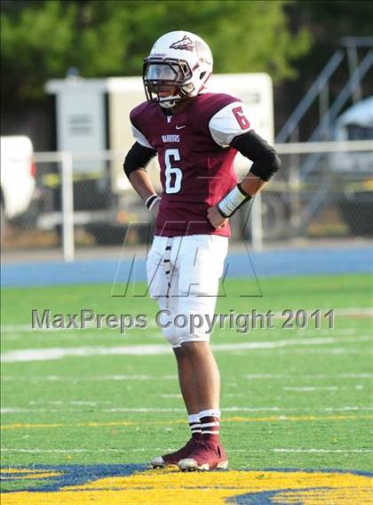 Thumbnail 2 in New Canaan vs. Windsor (CIAC Class L Semifinal) photogallery.