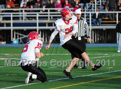 Thumbnail 1 in New Canaan vs. Windsor (CIAC Class L Semifinal) photogallery.