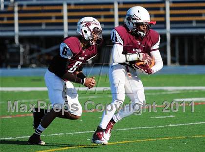 Thumbnail 1 in New Canaan vs. Windsor (CIAC Class L Semifinal) photogallery.