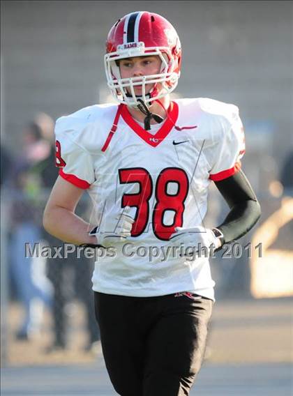 Thumbnail 3 in New Canaan vs. Windsor (CIAC Class L Semifinal) photogallery.