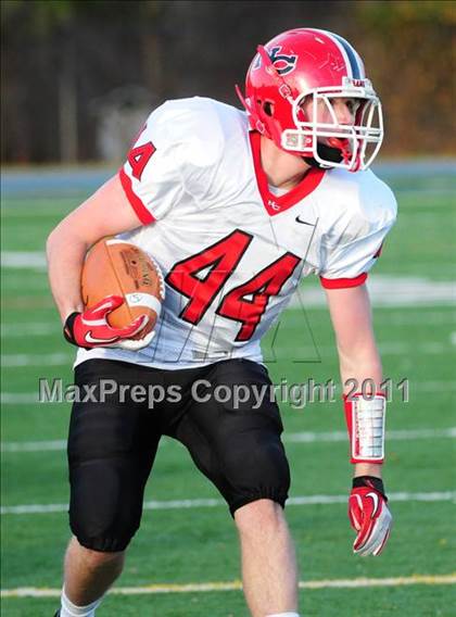 Thumbnail 3 in New Canaan vs. Windsor (CIAC Class L Semifinal) photogallery.