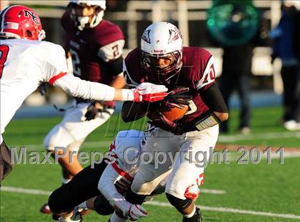 Thumbnail 1 in New Canaan vs. Windsor (CIAC Class L Semifinal) photogallery.