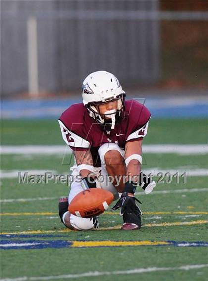 Thumbnail 2 in New Canaan vs. Windsor (CIAC Class L Semifinal) photogallery.