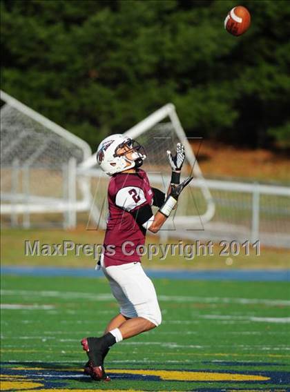Thumbnail 1 in New Canaan vs. Windsor (CIAC Class L Semifinal) photogallery.