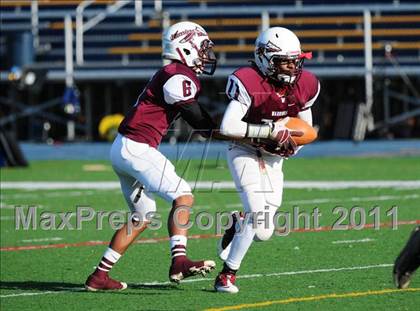 Thumbnail 2 in New Canaan vs. Windsor (CIAC Class L Semifinal) photogallery.