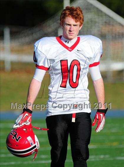 Thumbnail 2 in New Canaan vs. Windsor (CIAC Class L Semifinal) photogallery.