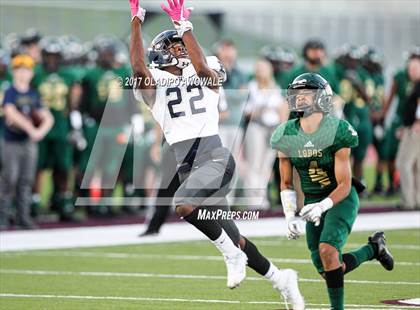 Thumbnail 1 in Longview vs. Dallas Jesuit (UIL 6A Area Playoff) photogallery.