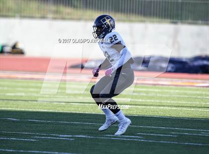 Thumbnail 1 in Longview vs. Dallas Jesuit (UIL 6A Area Playoff) photogallery.