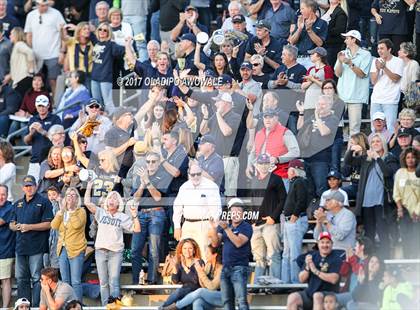 Thumbnail 2 in Longview vs. Dallas Jesuit (UIL 6A Area Playoff) photogallery.