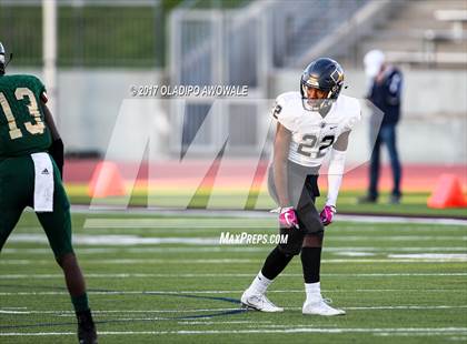 Thumbnail 3 in Longview vs. Dallas Jesuit (UIL 6A Area Playoff) photogallery.