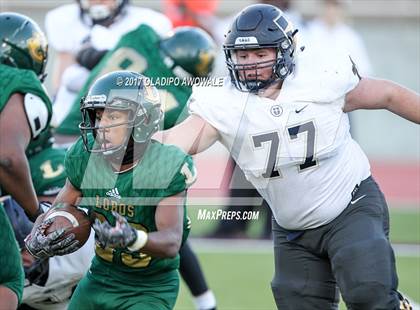 Thumbnail 1 in Longview vs. Dallas Jesuit (UIL 6A Area Playoff) photogallery.