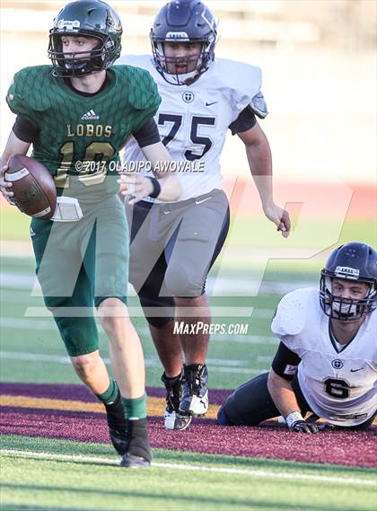 Thumbnail 1 in Longview vs. Dallas Jesuit (UIL 6A Area Playoff) photogallery.