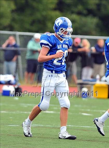 Thumbnail 2 in Ludlowe @ Darien photogallery.