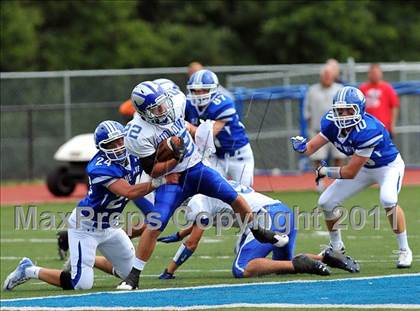 Thumbnail 2 in Ludlowe @ Darien photogallery.