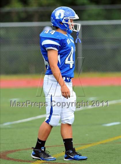 Thumbnail 3 in Ludlowe @ Darien photogallery.