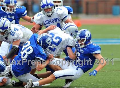 Thumbnail 2 in Ludlowe @ Darien photogallery.