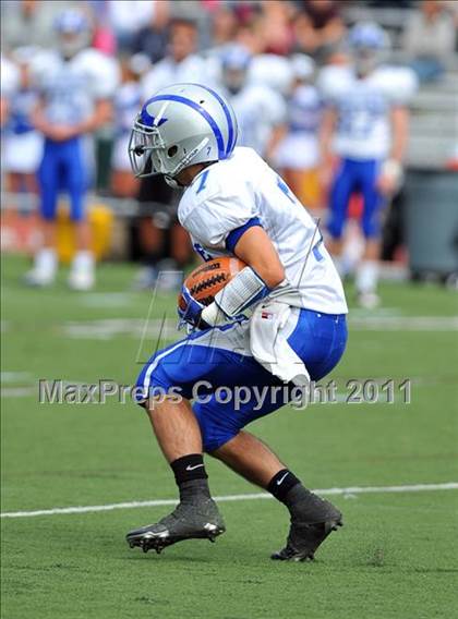Thumbnail 1 in Ludlowe @ Darien photogallery.