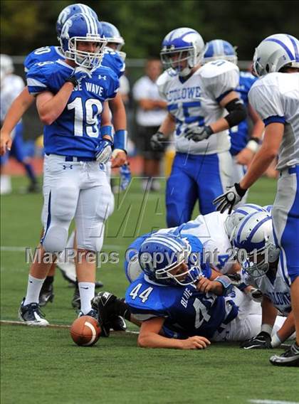 Thumbnail 3 in Ludlowe @ Darien photogallery.