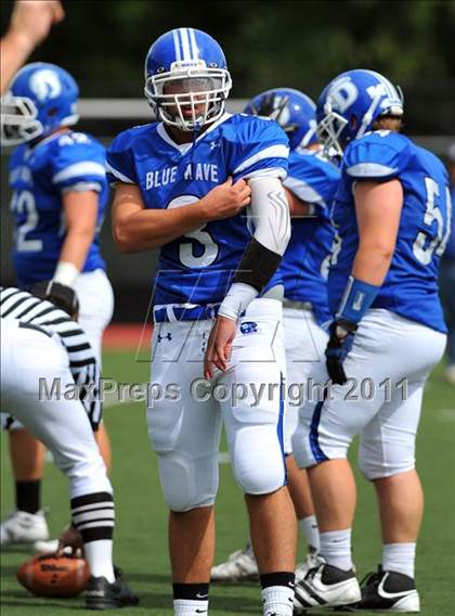 Thumbnail 1 in Ludlowe @ Darien photogallery.