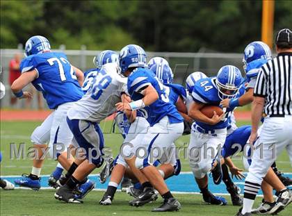 Thumbnail 2 in Ludlowe @ Darien photogallery.