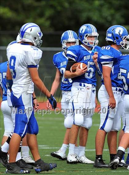 Thumbnail 1 in Ludlowe @ Darien photogallery.