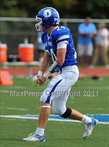 Thumbnail 3 in Ludlowe @ Darien photogallery.