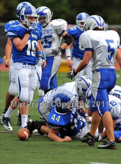 Thumbnail 1 in Ludlowe @ Darien photogallery.
