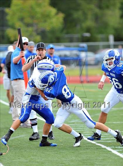 Thumbnail 2 in Ludlowe @ Darien photogallery.