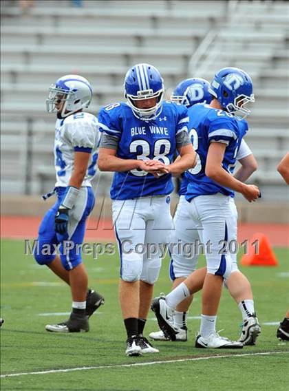 Thumbnail 1 in Ludlowe @ Darien photogallery.