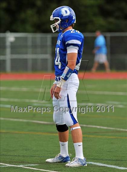 Thumbnail 2 in Ludlowe @ Darien photogallery.