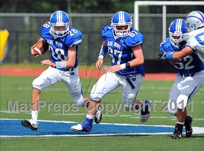 Thumbnail 3 in Ludlowe @ Darien photogallery.