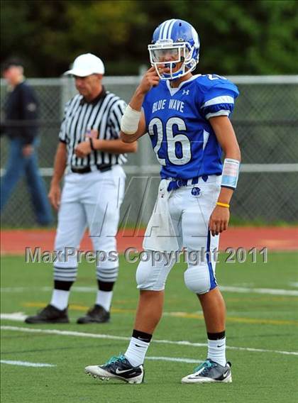 Thumbnail 1 in Ludlowe @ Darien photogallery.