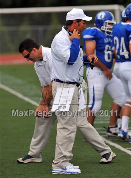 Thumbnail 2 in Ludlowe @ Darien photogallery.