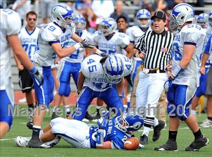Thumbnail 1 in Ludlowe @ Darien photogallery.